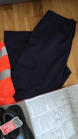 Pack Ropa y Calzado Seguridad Hombre