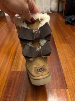 Stivali UGG con Lacci Beige Taglia 36