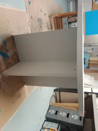 Mesa de oficina redonda gris