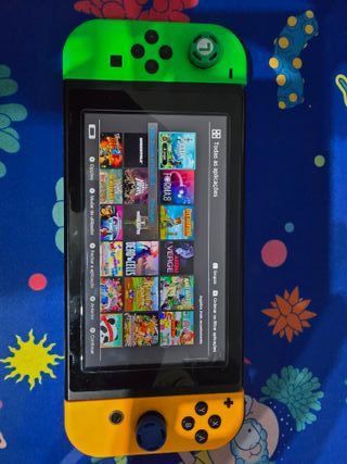 Funda Nintendo Switch Roja y Negra