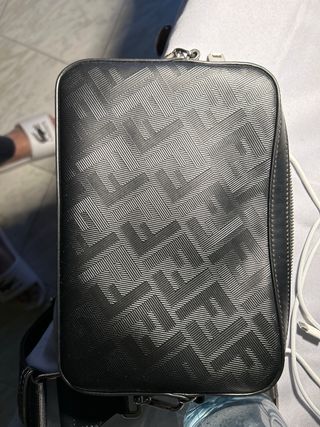 Bolso Fendi Camera Case Negro Piel