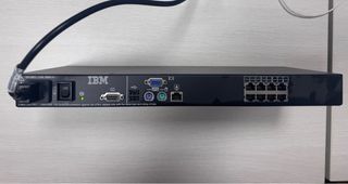 IBM Console Switch 8 Porte Nero