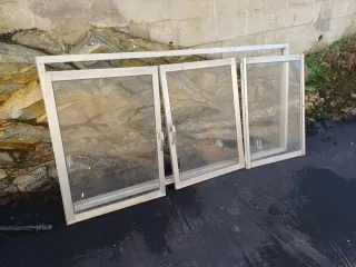 Ventanal de aluminio con 3 hojas