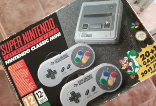 Super Nintendo Classic Mini + 2 Mandos