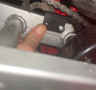 Soporte cadena ciclomotor Derbi Rabasa