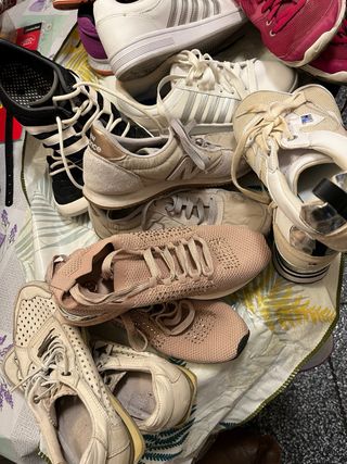 Lote de zabatillas deportivas de mujer