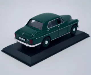 WARSZAWA 223 ESCALA 1:43