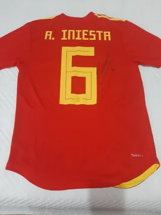 Camiseta España Iniesta Nº6 Firmada Player Issue