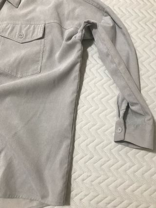 Sobrecamisa gris