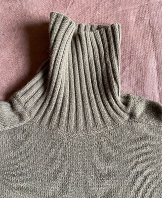 Jersey Amichi cuello alto 50% lana