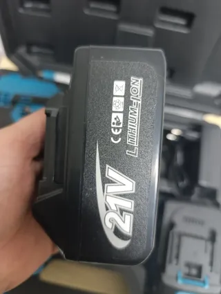 Pistola de impacto 21V con baterías