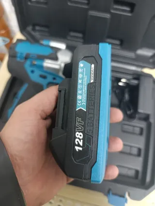 Pistola de impacto 21V con baterías