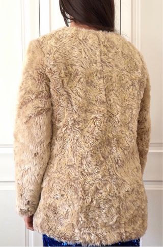 Abrigo pelo beige talla S