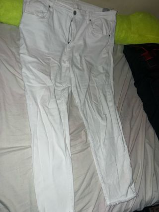 Pantalón vaquero blanco