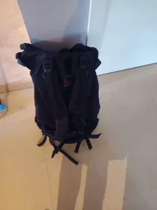 Mochila grande senderismo negra