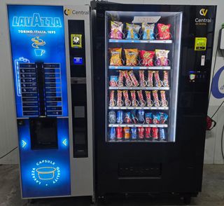 Lote 2 máquinas vending: café, bebidas y snacks