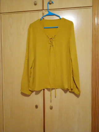 Blusa manga larga mujer amarilla