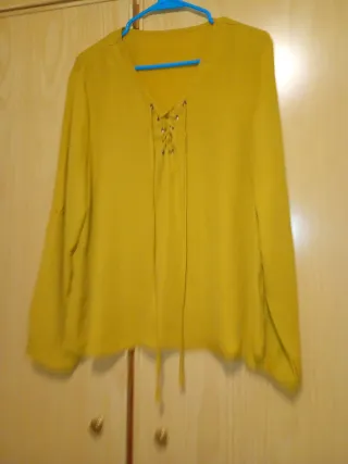 Blusa manga larga mujer amarilla