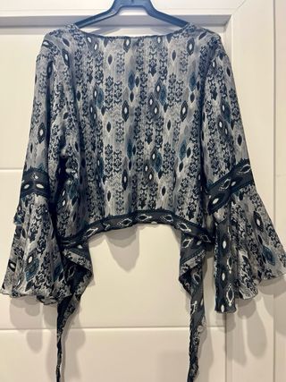 3 Blusas Talla M/L Estampado Animal Print