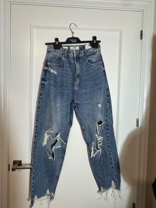 Pantalones vaqueros Hoss Intropia rotos talla M