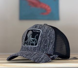 Gorra Trucker Pulpo Flexible Gris Negra