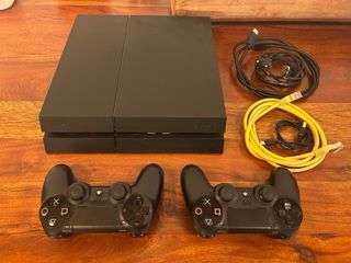 Consola PS4 (PlayStation 4) Negra + 2 Controles