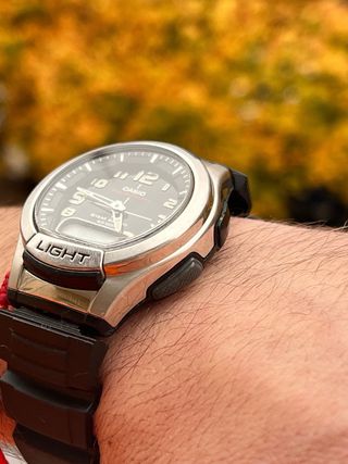 Casio AQ-180W Illuminator Dual Display 100M