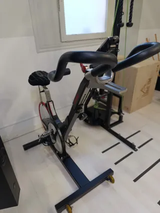Bicicleta Estática Spinning KEISER