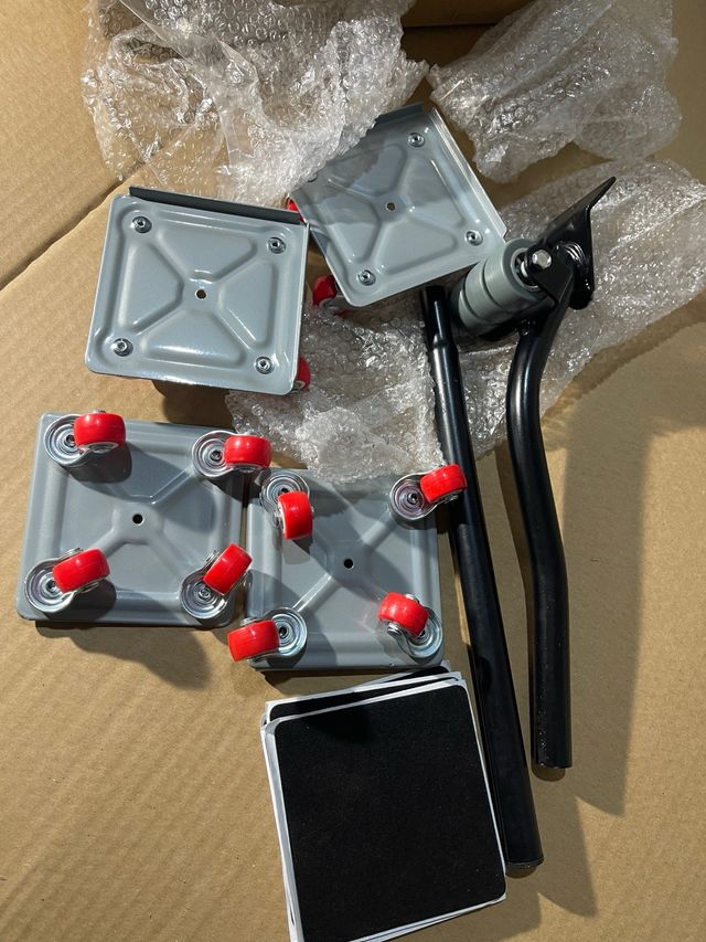 Carrelli per mobili con ruote