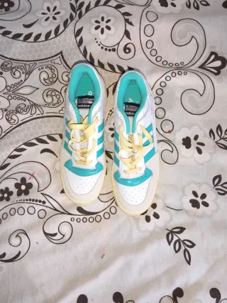 Pack Zapatillas Adidas y Nike