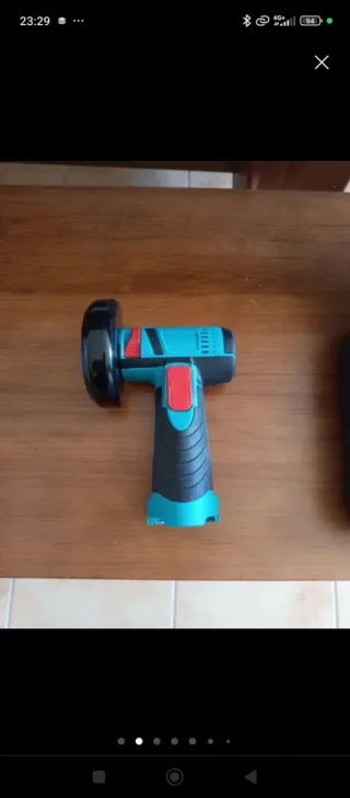 Mini radial a batería