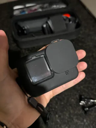 GoPro Hero 12 Black 4K con Accesorios