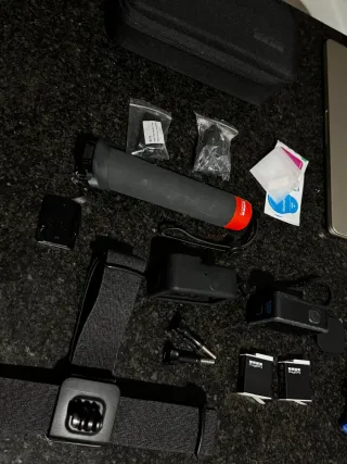 GoPro Hero 12 Black 4K con Accesorios