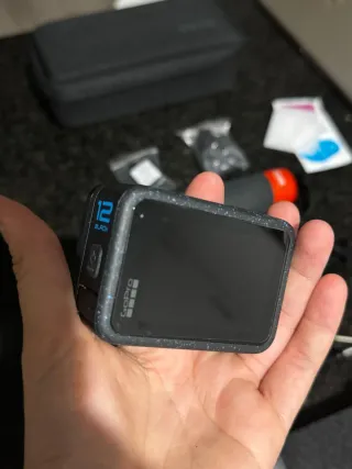 GoPro Hero 12 Black 4K con Accesorios