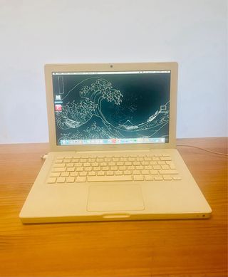 MacBook Blanco 13 (2009) + Cargador