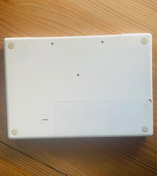 MacBook Blanco 13 (2009) + Cargador