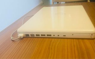MacBook Blanco 13 (2009) + Cargador