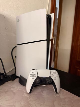 PS5 Slim con disquera 1TB SSD 4K + 1 Mando