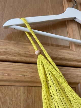 Vestido amarillo de tirantes