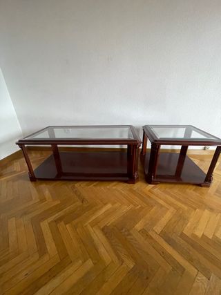 Mesas de centro de madera y cristal