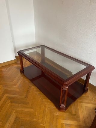 Mesas de centro de madera y cristal
