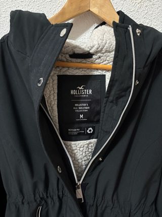 Chaqueta Hollister impermeable azul