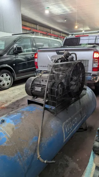 Compresor de aire industrial