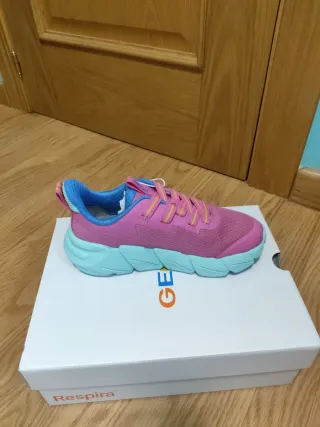 Zapatillas Geox niña rosa y azul