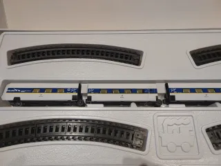 Tren Talgo Pendular 200 Eléctrico a Pilas