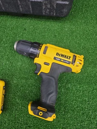 Taladro Atornillador Dewalt DCD710D2 10.8V