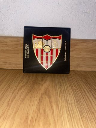 Escudo Sevilla F.C. Bañado en Oro 24K