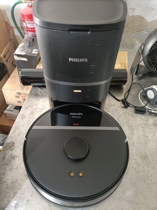- Philips Homerun 3000 Robot Aspirador y Friegas