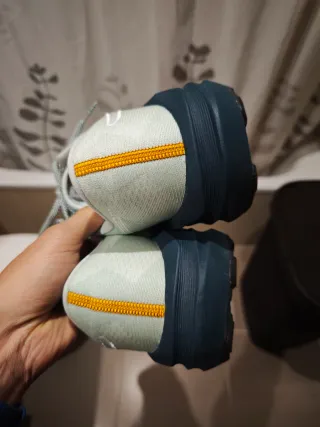 Asics Novablast 5 TR Verde Naranja