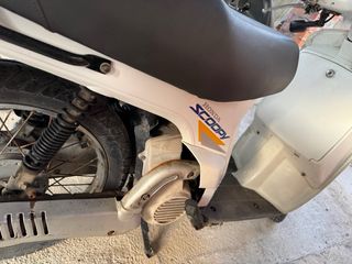 Honda Scoopy 75